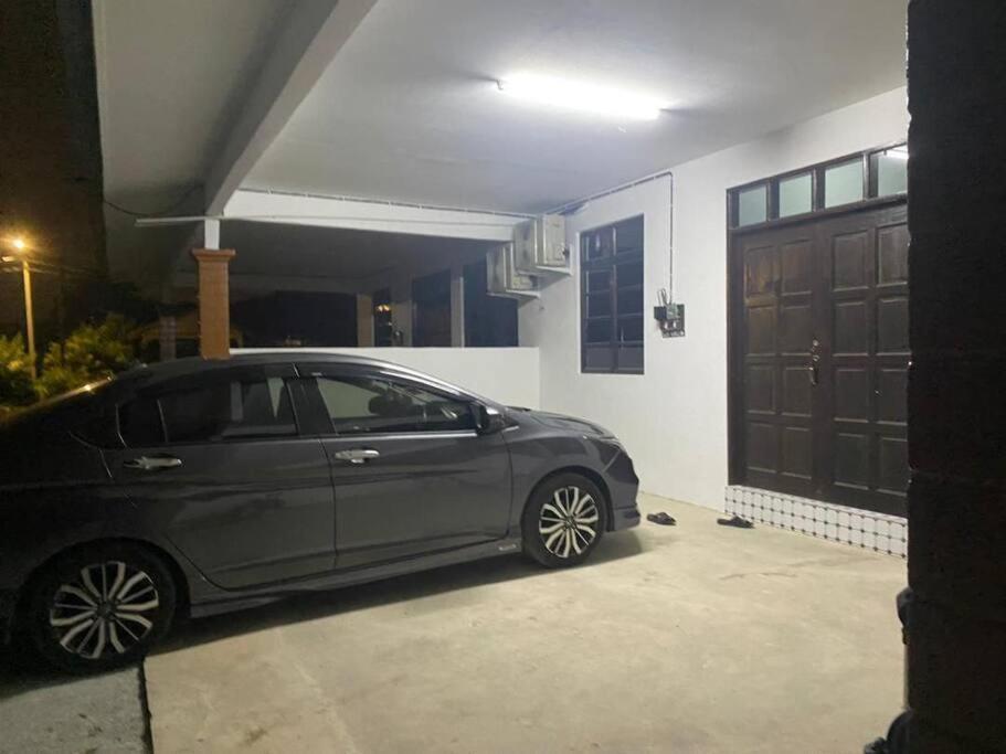 Rina Homestay 2 Kuala Terengganu Exterior foto